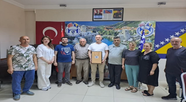 Uluslararası Gazeteciler Cemiyetinden Karamürsel Bosna Hersek Türkleri Dayanışma ve Yardımlaşma Derneğine Ziyaret