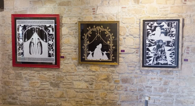 KUŞADASI'NDA SANATÇI SERAP YALÇINSOY'DAN; KAĞITLARIN DİLE GELDİĞİ MUHTEŞEM BİR PAPER CUT SANAT SERGİSİ