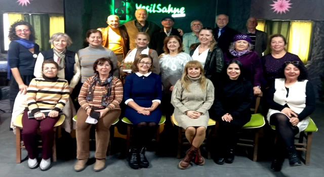 KUŞADASI DÜNYA MEDENİYETLER KOROSU; 8 MART’TAKİ KONSERE YEŞİL SAHNEDE HAZIRLANIYOR